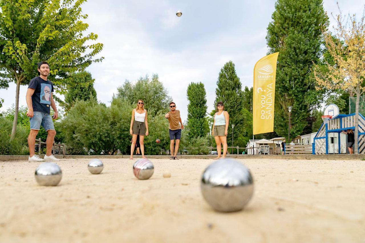 Camping International De Maisons-Laffitte Hotel ภายนอก รูปภาพ